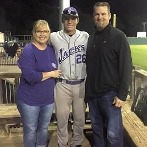 Meet your Posher, Skylar